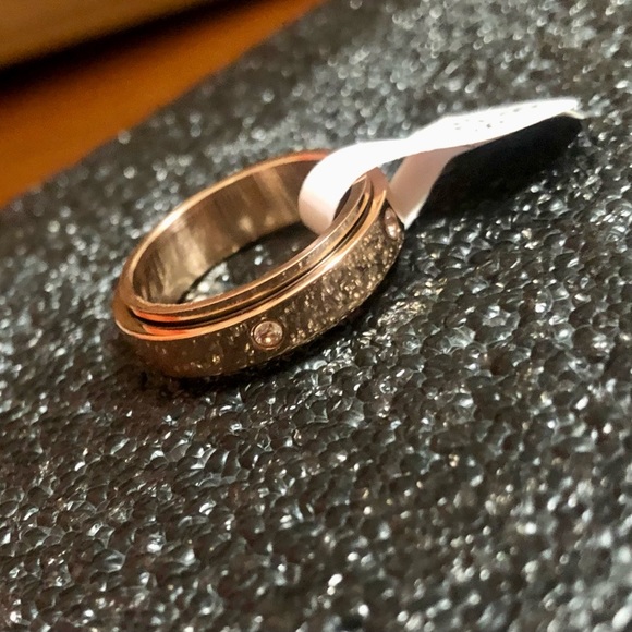 New Stainless Steel Spinner Ring Size 8 (Unisex) - Picture 2 of 6